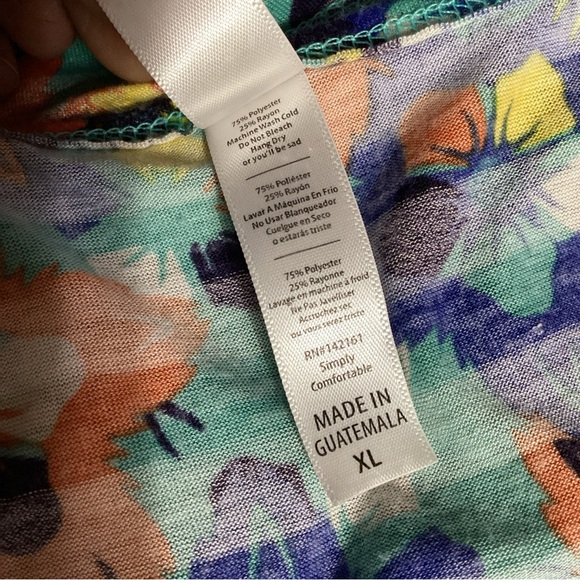 LuLuRoe Classic Floral Striped Women’s XL Loose Fit Short Sleeve Soft Pullover - Picture 5 of 6